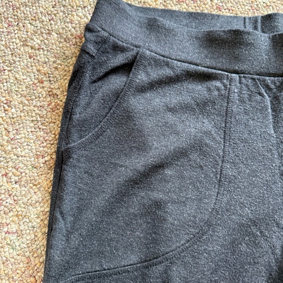 CAbi Trek Joggers Charcoal Gray Medium - Picture 2 of 8